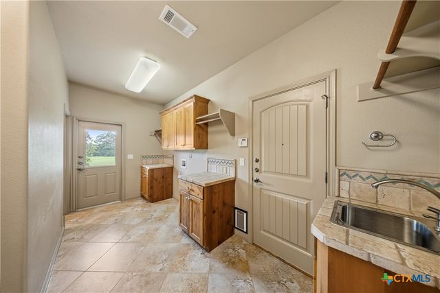 175 Whitney Woods Circle, Georgetown, TX 78633