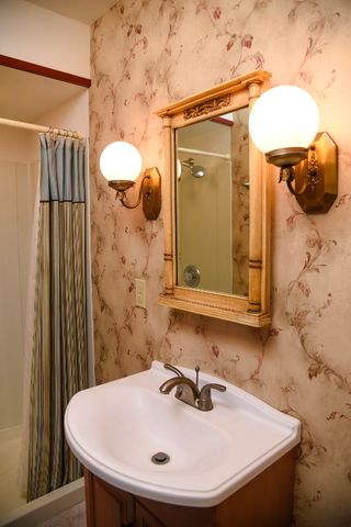 537 CHESTNUT Street, Meadville, PA 16335