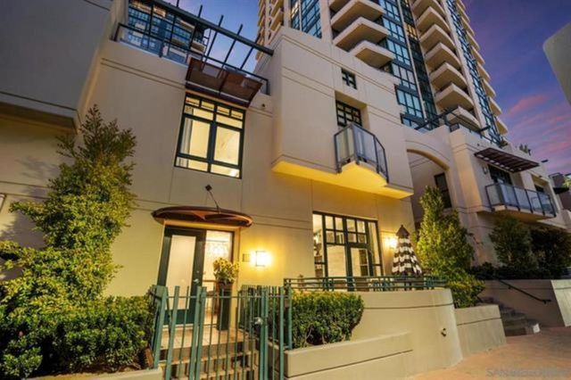 160 W Island Ave, San Diego, CA 92101