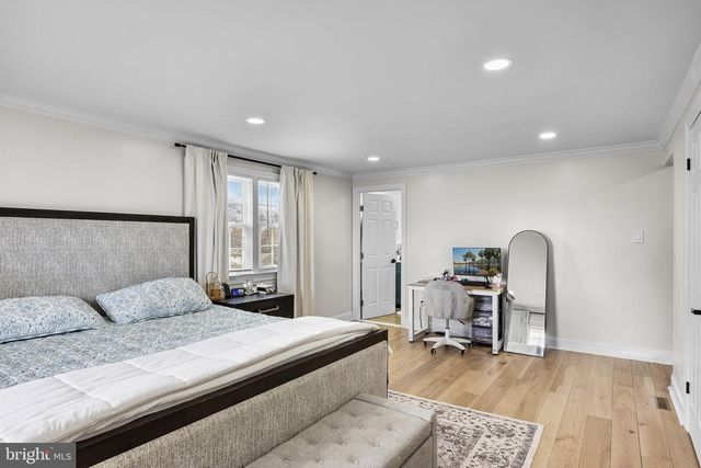 2105 CHESTNUT HILL DR, Cinnaminson, NJ 08077