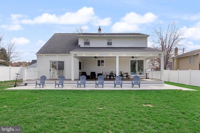 2105 CHESTNUT HILL DR, Cinnaminson, NJ 08077