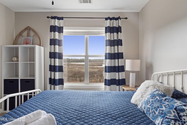 2421 Beachview Drive, G2, Ocean Springs, MS 39564