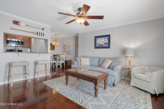 2421 Beachview Drive, G2, Ocean Springs, MS 39564