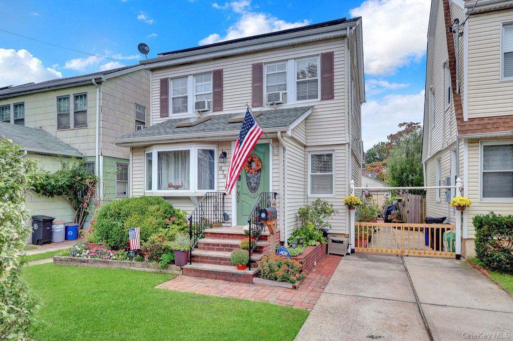 8787 254th Street, Bellerose, NY 11426 — photo 3