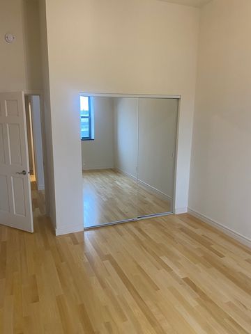 212 N Center Street 701, Bloomington, IL 61701