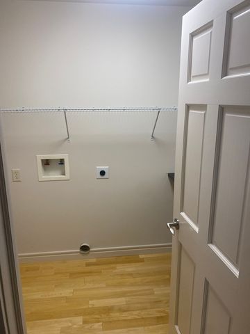 212 N Center Street 701, Bloomington, IL 61701