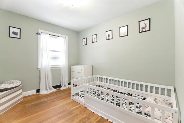42 Jacob St, Chicopee, MA 01020