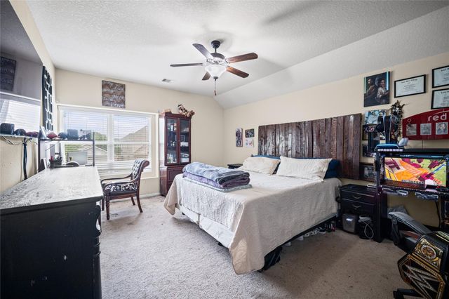 5014 Fair Oak Dale Lane, Humble, TX 77346