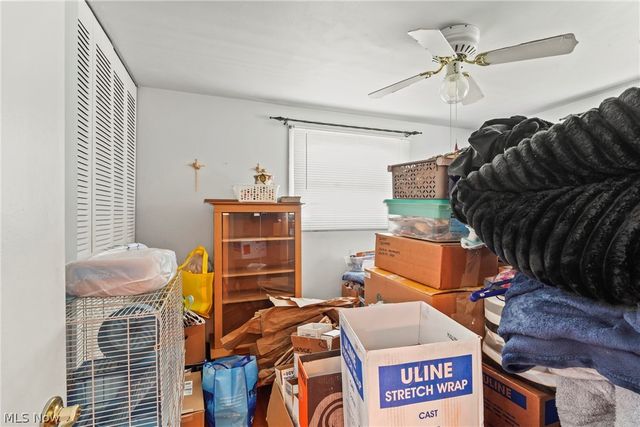 1005 Leslie Lane, Girard, OH 44420