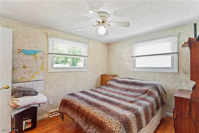 1005 Leslie Lane, Girard, OH 44420