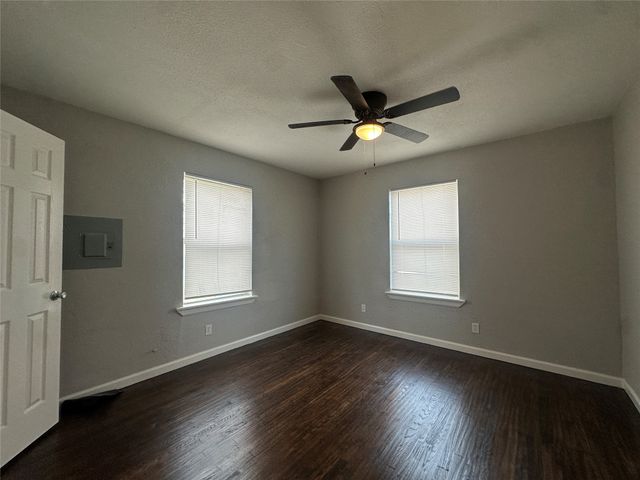 2437 Stovall Drive, Dallas, TX 75216