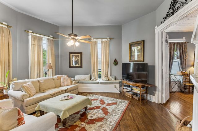 101 Webb Rd, E, Bell Buckle, TN 37020