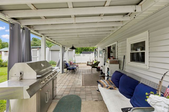 101 Webb Rd, E, Bell Buckle, TN 37020