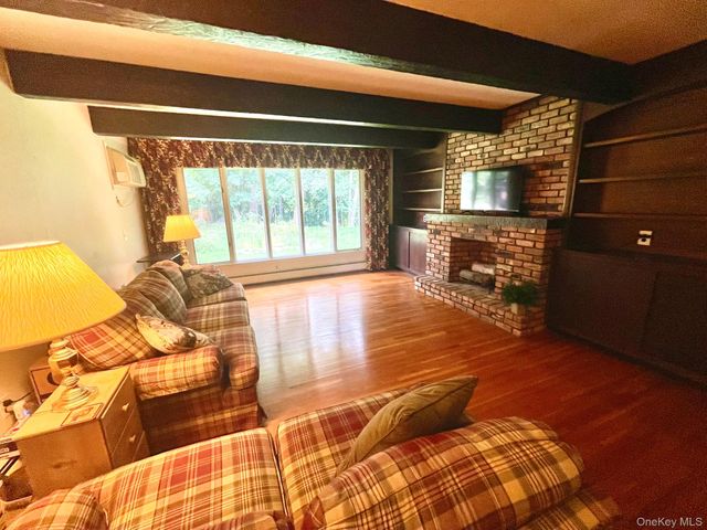 42 Rela Avenue, Haverstraw, NY 10927