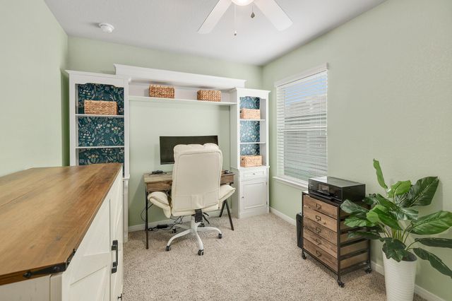 606 Marimoor DR, Hutto, TX 78634