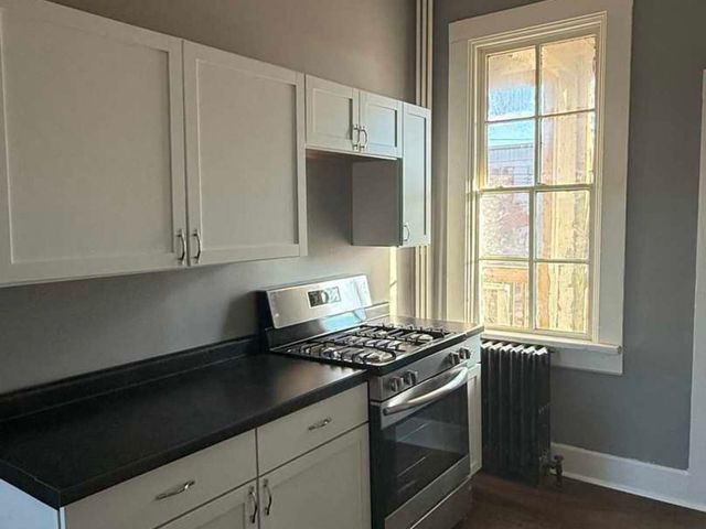 1819 W 3rd Street, Davenport, IA 52802