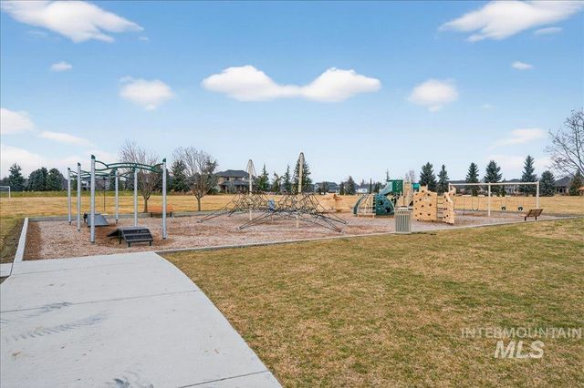 6518 W Flathead Lake St, Eagle, ID 83616