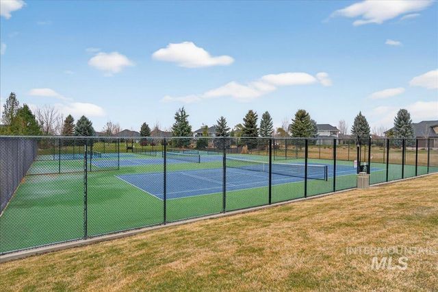 6518 W Flathead Lake St, Eagle, ID 83616