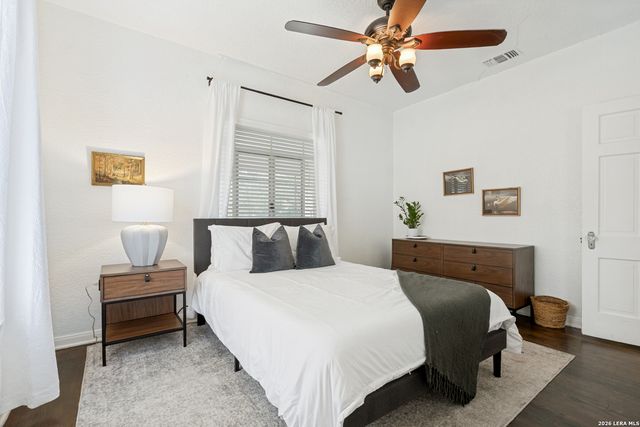 147 North Dr, San Antonio, TX 78201