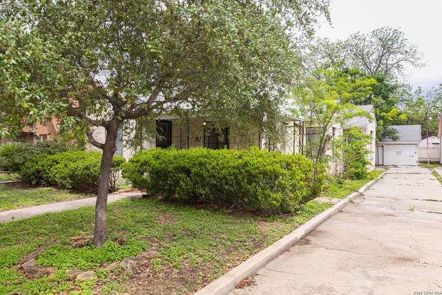 147 North Dr, San Antonio, TX 78201