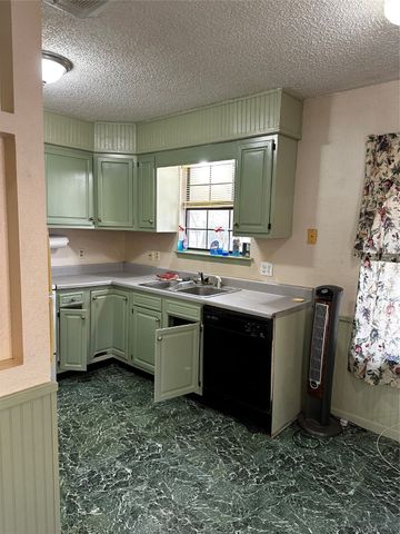 1430 Maple Avenue, Paris, TX 75460