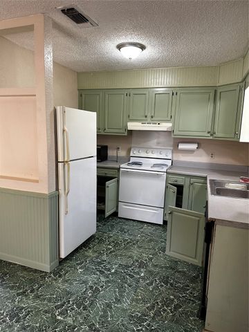 1430 Maple Avenue, Paris, TX 75460