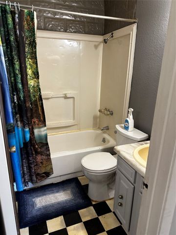 1430 Maple Avenue, Paris, TX 75460