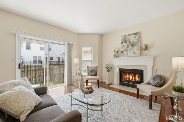 962 Morehouse Lane, University City, MO 63130