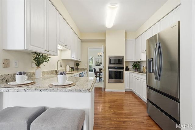 962 Morehouse Lane, University City, MO 63130