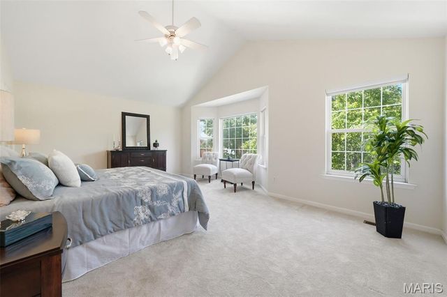 962 Morehouse Lane, University City, MO 63130