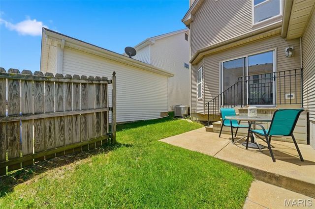 962 Morehouse Lane, University City, MO 63130