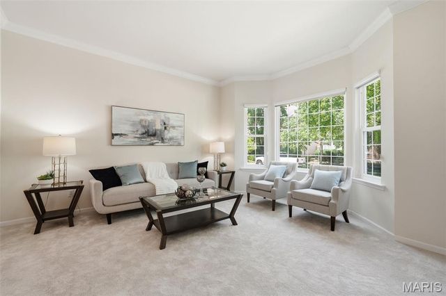 962 Morehouse Lane, University City, MO 63130
