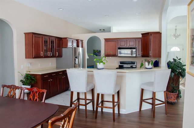 2150 Oak Leaf Trail, Portage, MI 49024