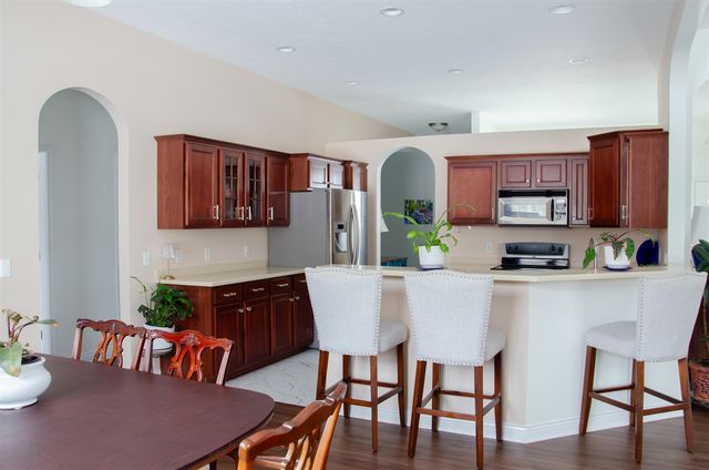 2150 Oak Leaf Trail, Portage, MI 49024