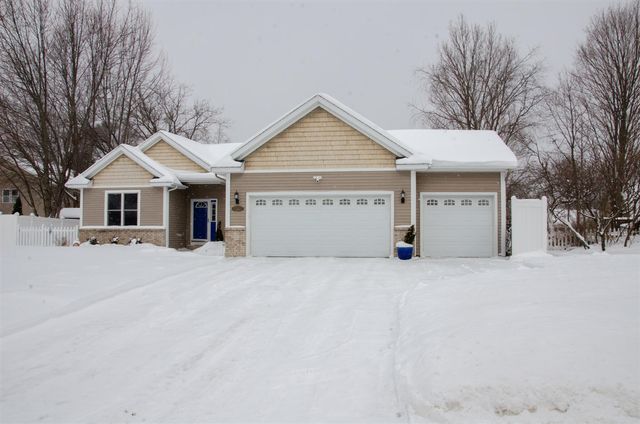 2150 Oak Leaf Trail, Portage, MI 49024