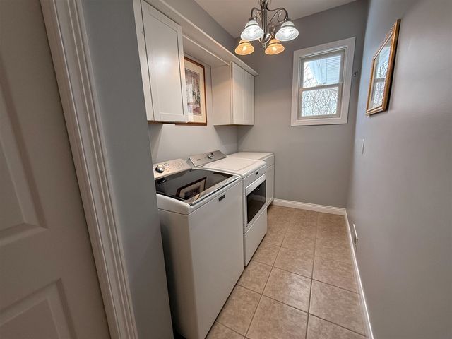 2150 Oak Leaf Trail, Portage, MI 49024