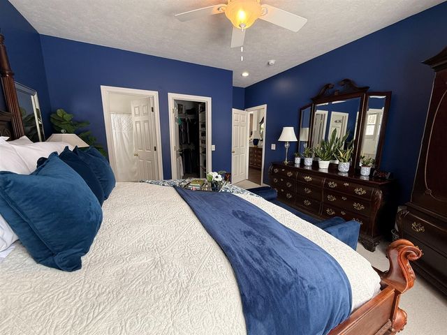 2150 Oak Leaf Trail, Portage, MI 49024