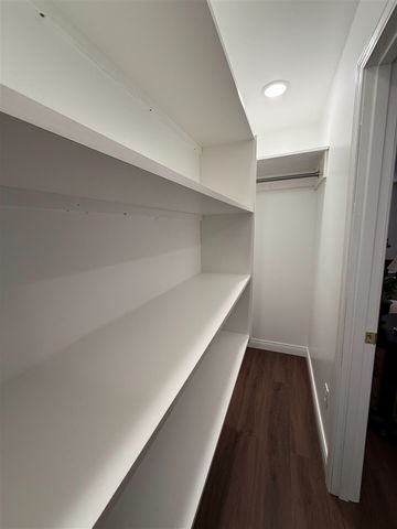 2150 Oak Leaf Trail, Portage, MI 49024