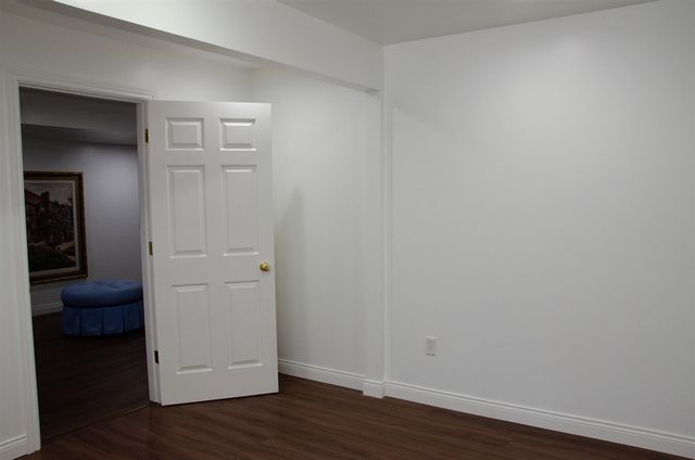 2150 Oak Leaf Trail, Portage, MI 49024