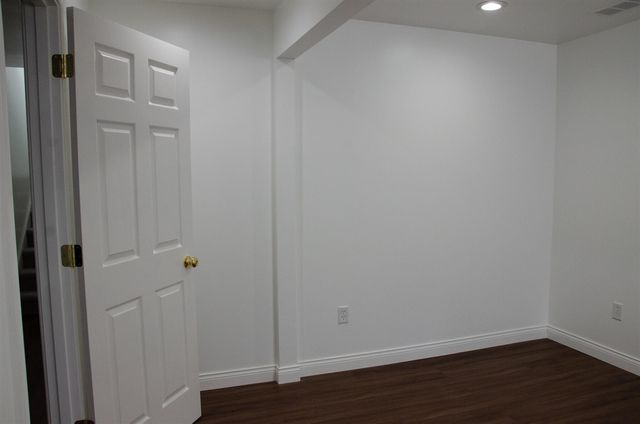 2150 Oak Leaf Trail, Portage, MI 49024