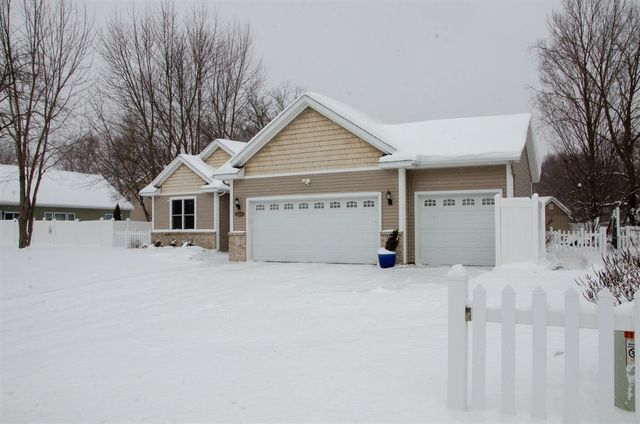 2150 Oak Leaf Trail, Portage, MI 49024