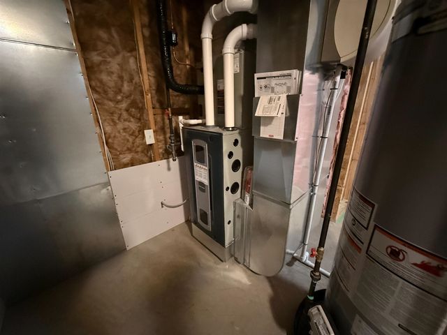 2150 Oak Leaf Trail, Portage, MI 49024