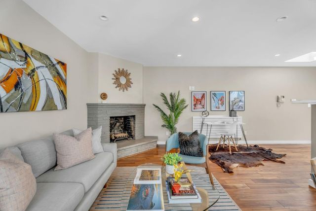 733 Chestnut Street 7, San Francisco, CA 94133