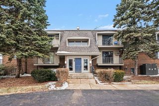 228 E Bailey Road F, Naperville, IL 60565