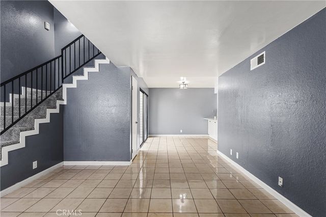 732 W Phillips 18, Ontario, CA 91762
