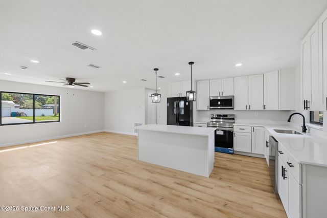 133 Hickory Street, Melbourne, FL 32904