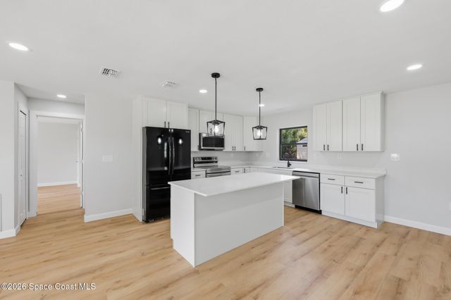 133 Hickory Street, Melbourne, FL 32904
