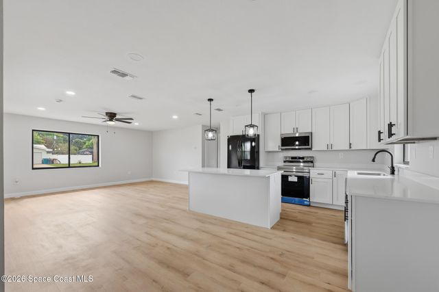 133 Hickory Street, Melbourne, FL 32904
