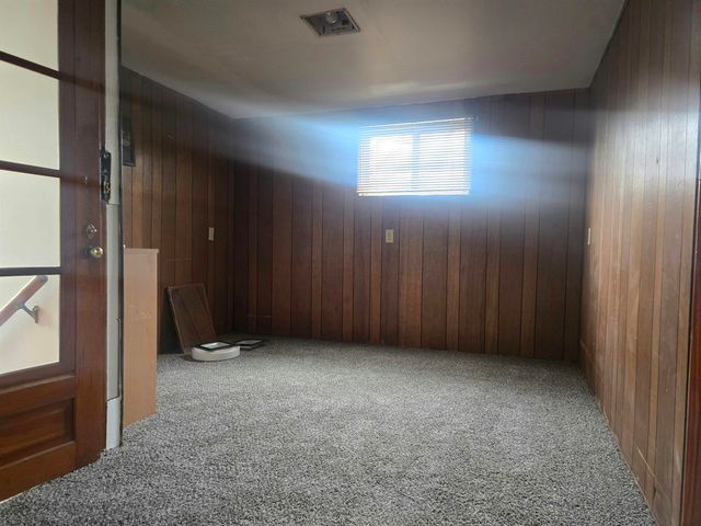 2066 E Bristol Road, Burton, MI 48529