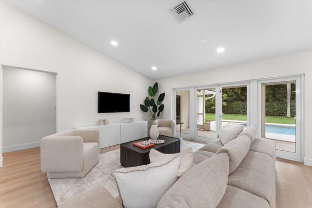 1480 SW 19th Street, Boca Raton, FL 33486